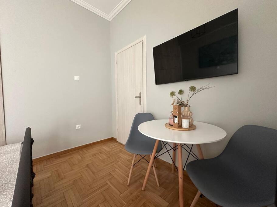 Athenian Cosy Gateaway Athens