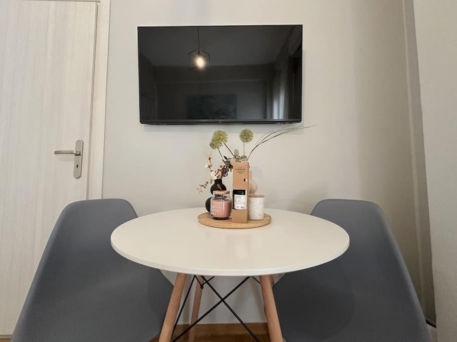 Athenian Cosy Gateaway Apartment *